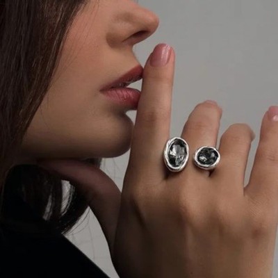 Handmade Uno STYLE De Único 50 s Adjustable Ring GRAY Round Silver Plated