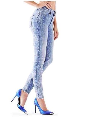 1981 High Rise Skinny Jeans 