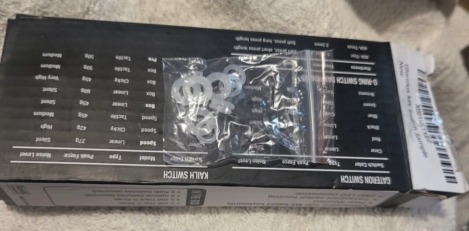 Glorious MX Switch Sample Pack for Mechanical Keyboards, 14 pack with O-rings - Image 3 of 4