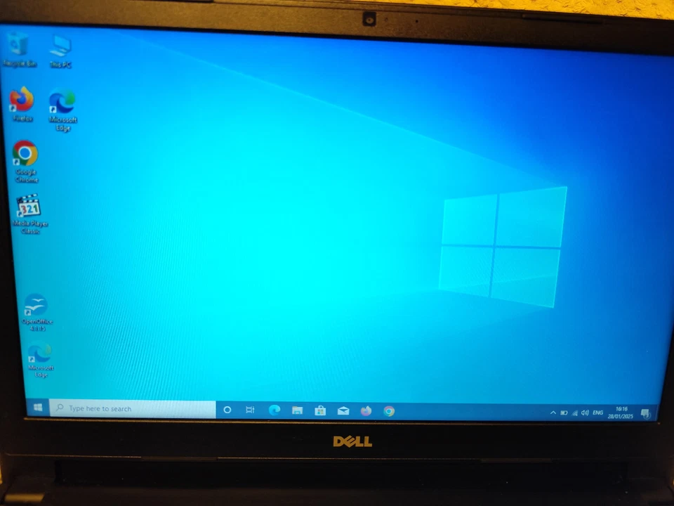 Dell Latitude 3570 · i3-6100U · 4GB · 500GB, photo 3 of 5