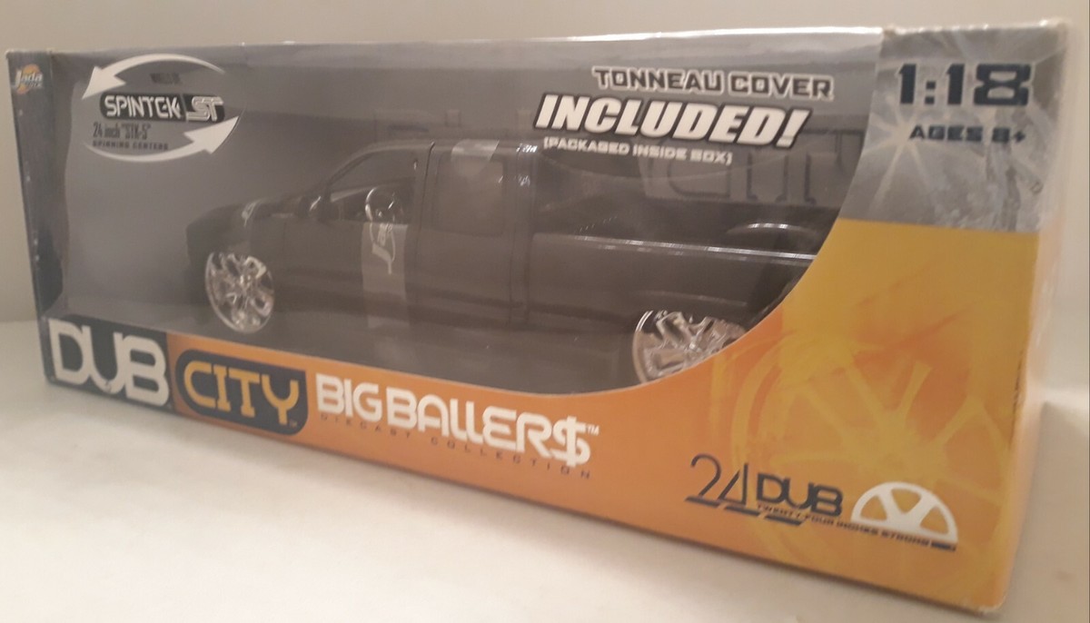 1円～ Jada TOYS 1/18 DUB CITY クライスラー300C /ミニカー｜自動車