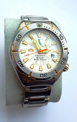 RARE Diver Orient Watch 200m.Titanium Watch 
