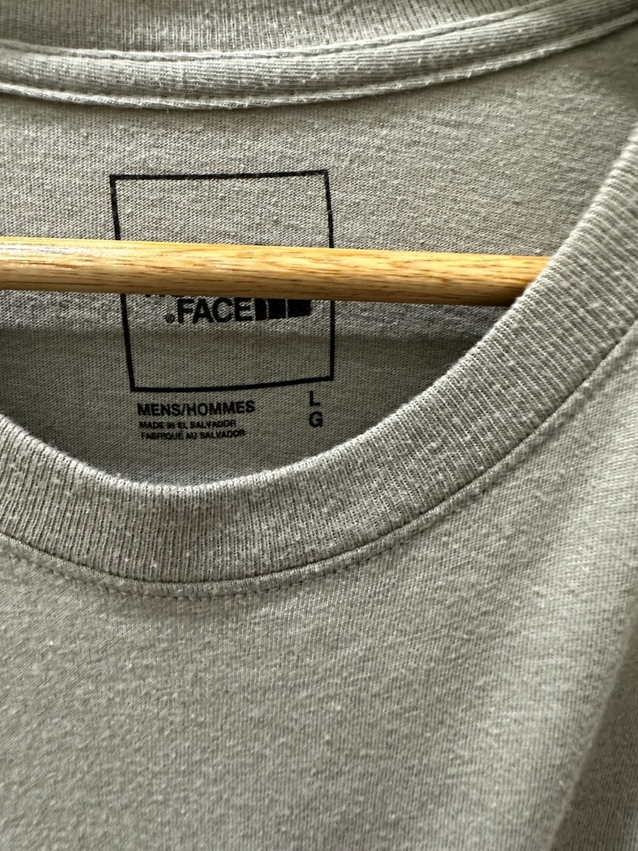 ★THE NORTH FACE★ MEN'S RECOVERY SHORT SLEEVE T-SHIRTGRAYIS The North Face Mens Tri-Blend Graphic Slim Fit Short Sleeve