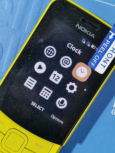 Nokia 8110 4G Factory Unlocked 4GB Dual Sim Banana phone Very nice - Afbeelding 11 van 13