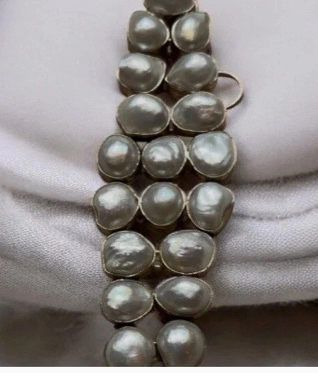 Heavy Vintage Sterling Silver White Baroque Pearl Triple Strand Bracelet - Image 3 of 4