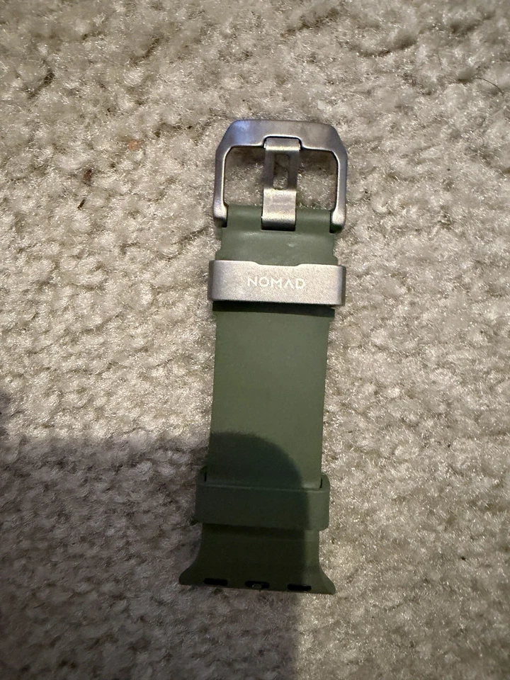 Reloj Apple NOMAD Rocky Point Ultra Banda 46 mm - Verde Bosque Foto 3 de 4
