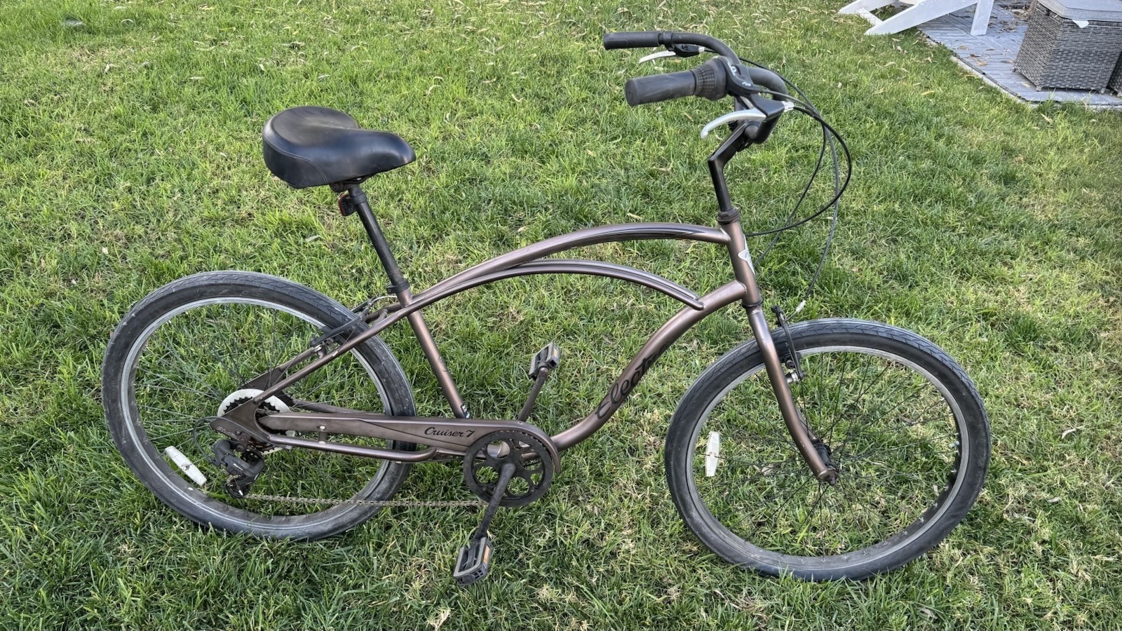 Electra 7D Cruiser Step-Over Men's Beach Cruiser Aluminum Bike