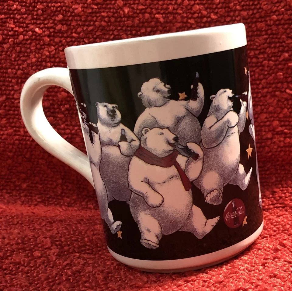 Taza de café de Navidad de porcelana vintage 1996 Group Polar Bears Coca Cola Gibson Foto 2 de 4