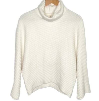 Anthropologie Moth Cream Ribbed Dolman Sleeve Turtleneck Sweater Size  XSmall RW1