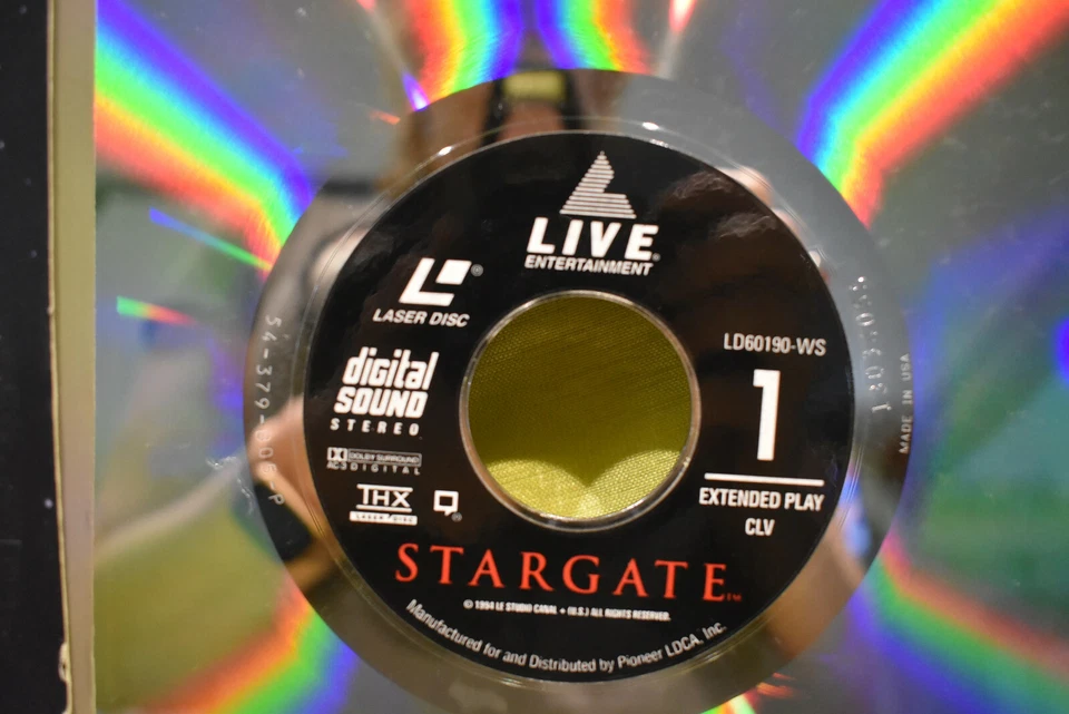 STARGATE DBL LASERDISC IN SHRINK WIDESCREEN EX/NM THX Foto 2 de 3