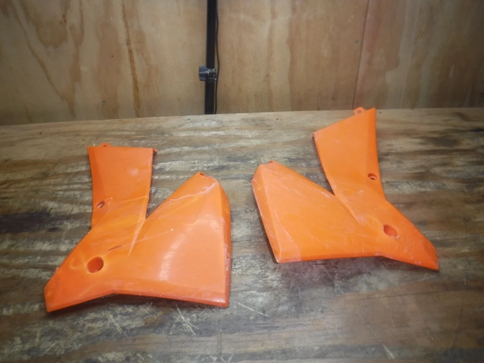 KTM 200 EXC 2005 cubierta delantera derecha izquierda plástico carenado carrocería naranja Foto 4 de 4