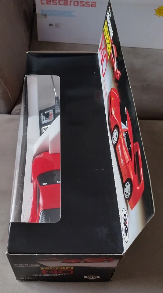 NIKKO/GIG: 1/18 #18150 Vintage RC Ferrari F40 RtR - NEW OLD STOCK! /n Tamiya - Immagine 4 di 4