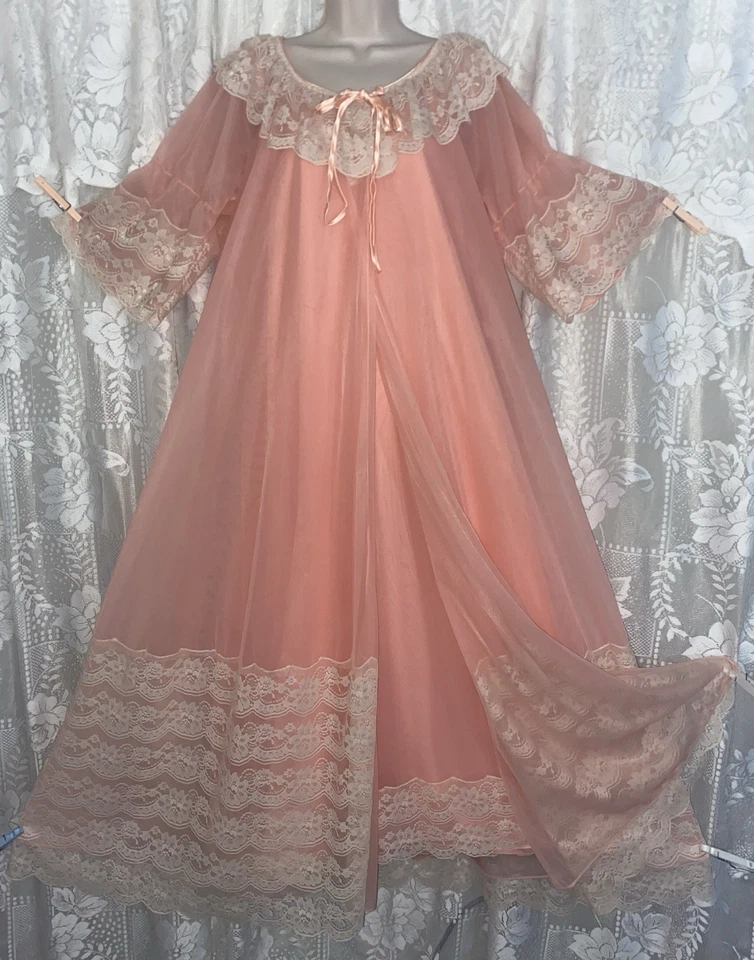 Vtg ML+Tall INTIME Peach Db Sheer Chiffon PRINCESS Peignoir Robe Nightgown SET - Image 2 of 4