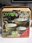 Vintage Pyrex Spring Blossom Green 3-piece Bowl Set (new old stock) 403/402/401