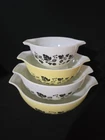 Vintage PYREX Gooseberry Cinderella Nesting Mixing Bowls - Set of 4