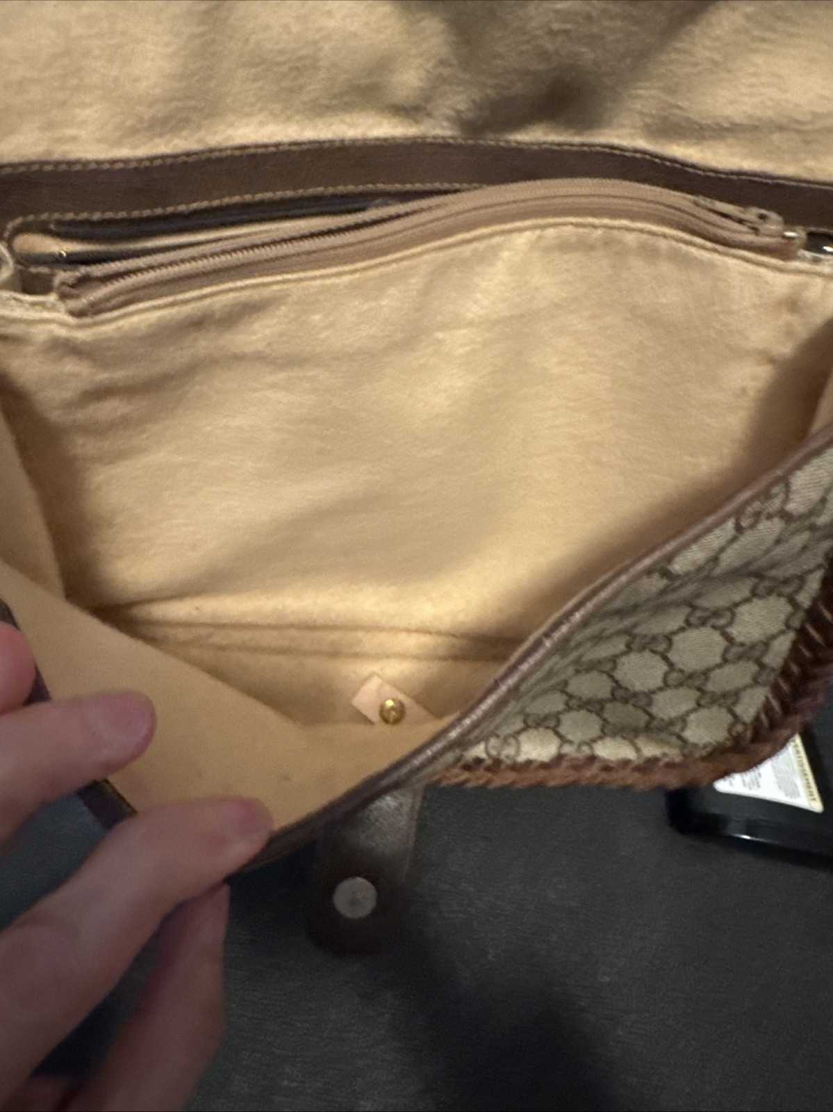 CUSTOMIZED Authentic GUCCI Crossbody Handbag  Rea… - image 15