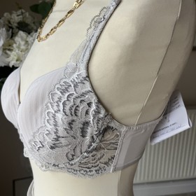 34B  Triumph Peony Florale Bra Underwired Supportive Lingerie