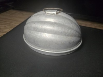 Vintage Tin Metal Ribbed Bread Pudding Ice Cream Mold Melon Dome Jello