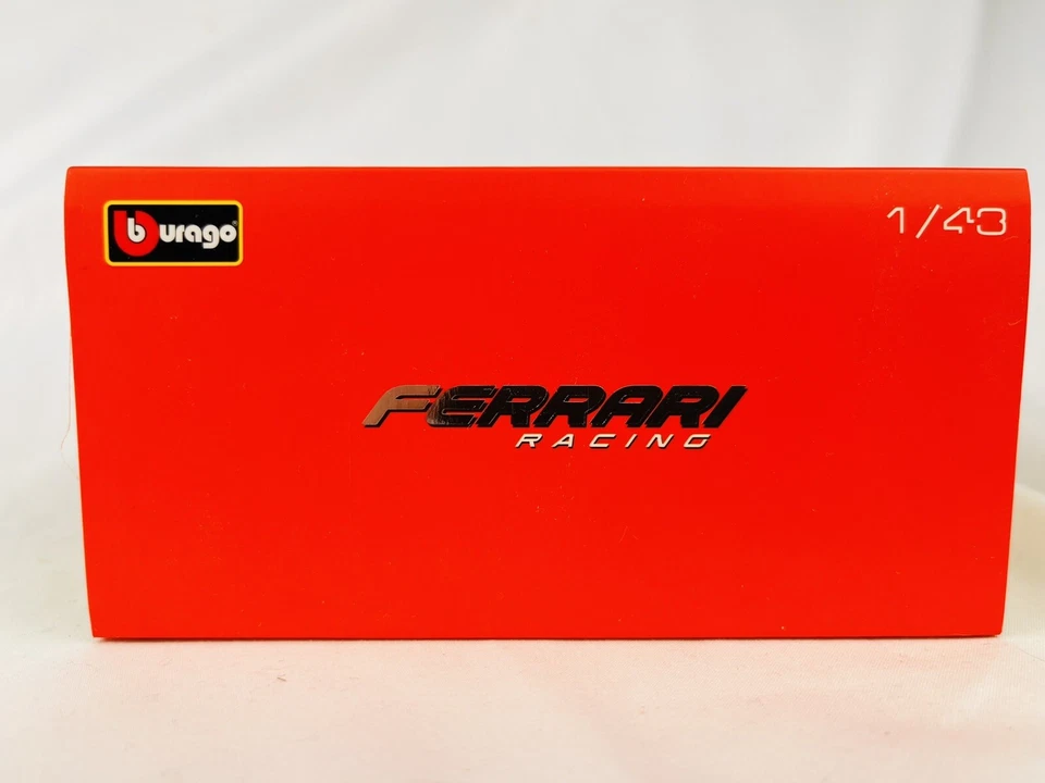 1/43 BURAGO 18-36819V FERRARI SF1000 SEBASTIAN VETTEL TOSCAN GP 1000º GP Foto 3 de 4