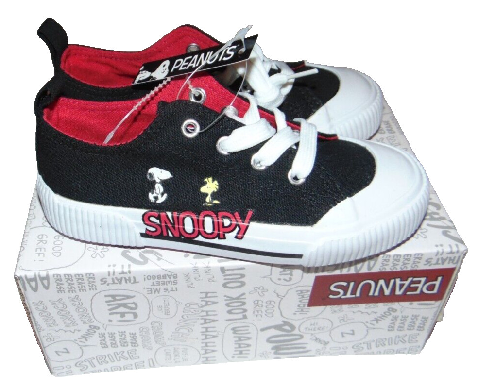 ~NWB Toddler Boys PEANUTS Snoopy Canvas Sneakers! Size 10 Super Cute FS:)~