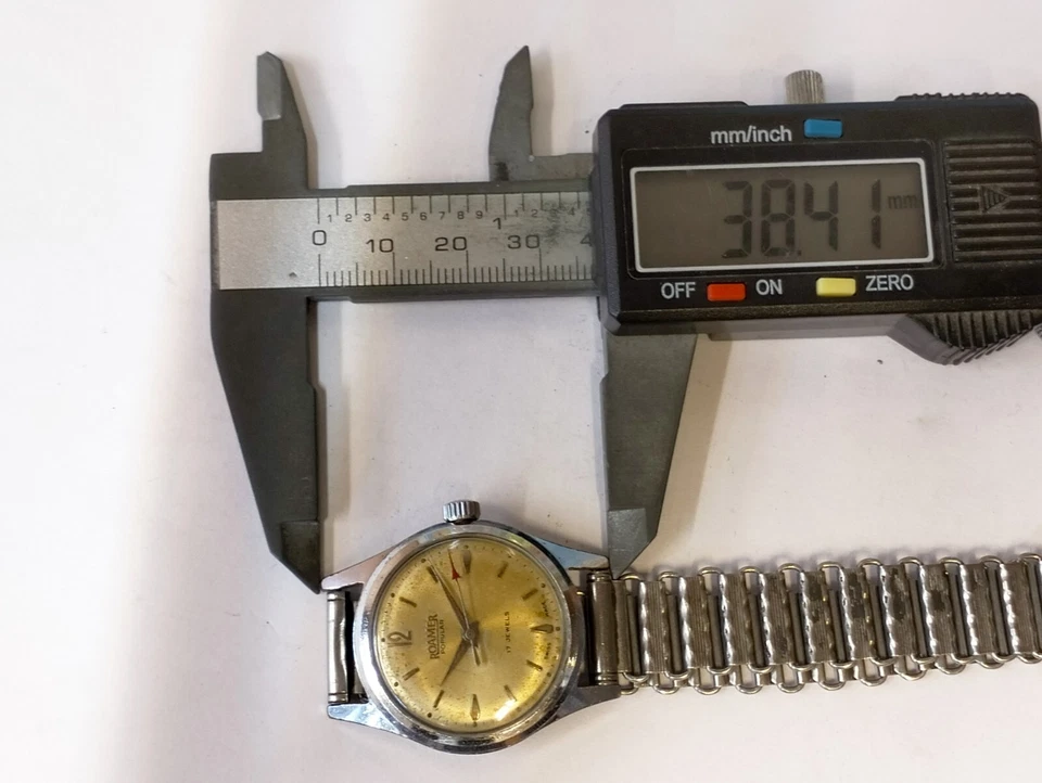 ROAMER POPULAR 17 JEWELS WINDING 30-10212 SWISS UNISEX ADULTS FULL WORKING VTG. - Image 4 of 4