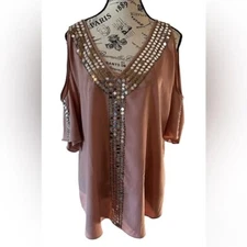 Moda International  Embellished  Cold Shoulder pink Top medium.  Blingy