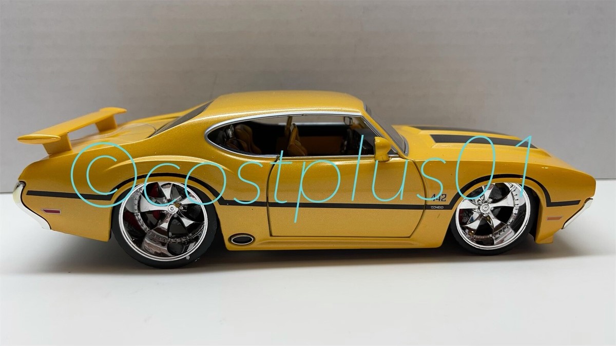 ミニカー BIGTIME MUSCLE 1970 Oldsmobile 442 1/24 1/24 JADA BIGTIME MUSCLE 2006 1970 Oldsmobile 442 Black/Red Rare