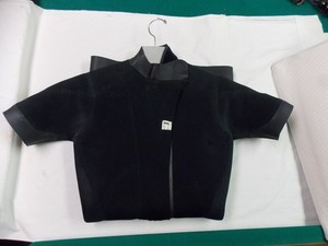 Camaro Shorty Wetsuit Men’s Size M40 Neoprene Surf Swim Dive Snorkel