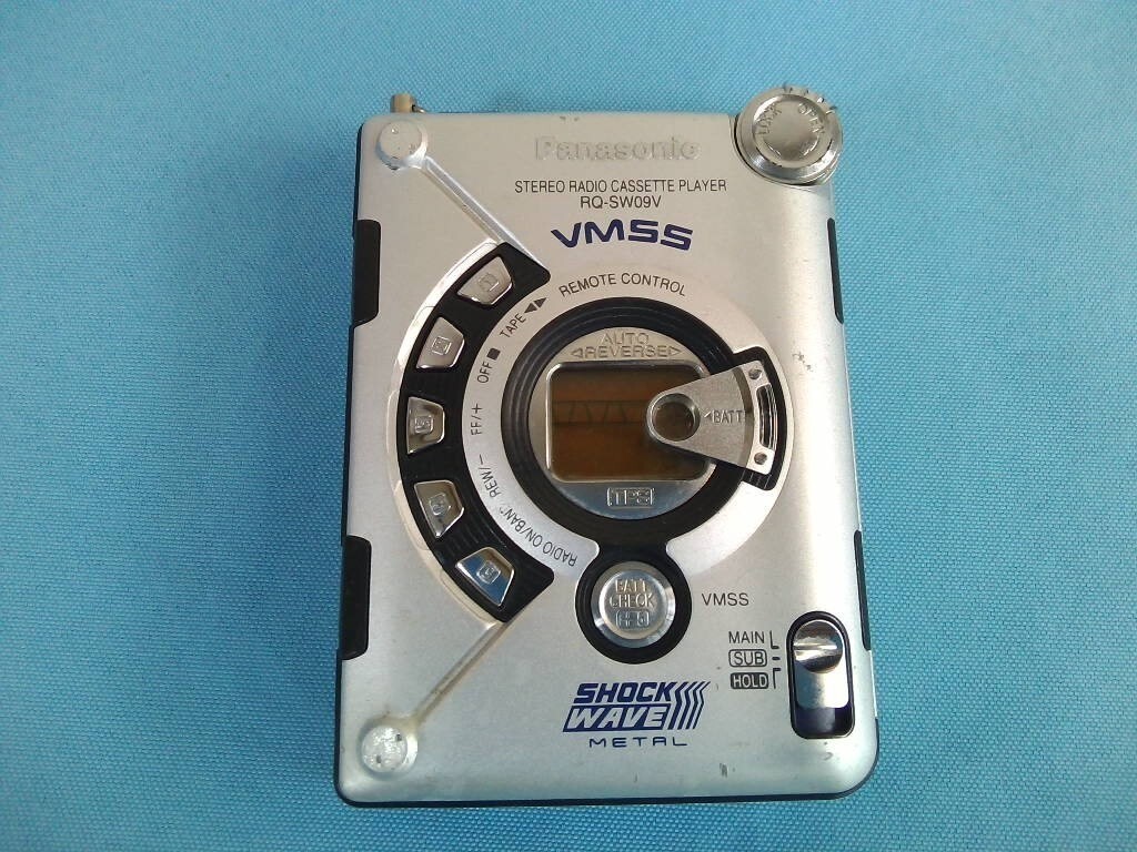 Panasonic RQ-SW09V SHOCK WAVE CASSETTE Player AM FM Radio