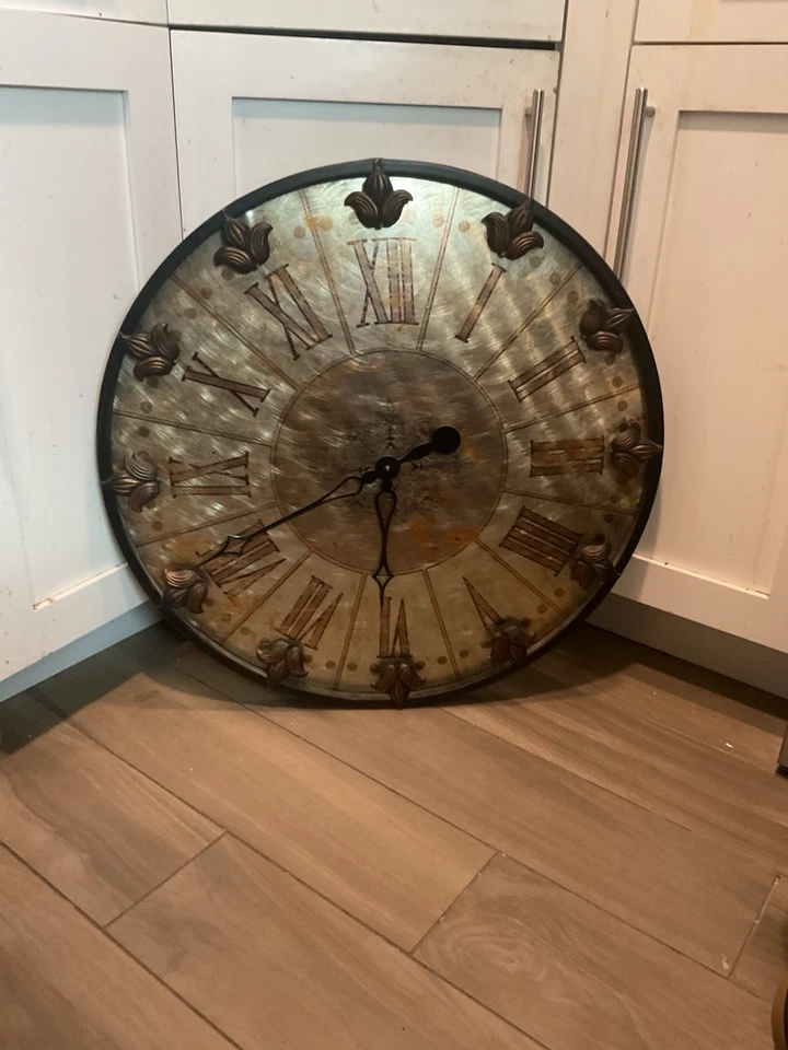 Relógio de parede industrial totalmente vintage enorme 24” prata metálico p/u NY, 11705 - Imagem 2 de 4