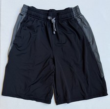 Under Armour Youth Boys Athletic Shorts Size L Black Loose Fit