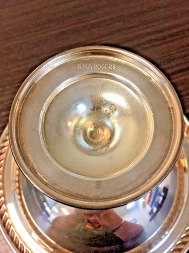 WM A Rogers Mfg Co Silver Plated Pedestal Candy Nut BonBon Dish - Picture 7 of 11