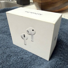 Apple AirPods Pro 3rd Gen  noise canceling