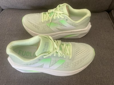 New Balance FuelCell SuperComp Trainer v3 ''Melon Water'' Mesh Running Shoe