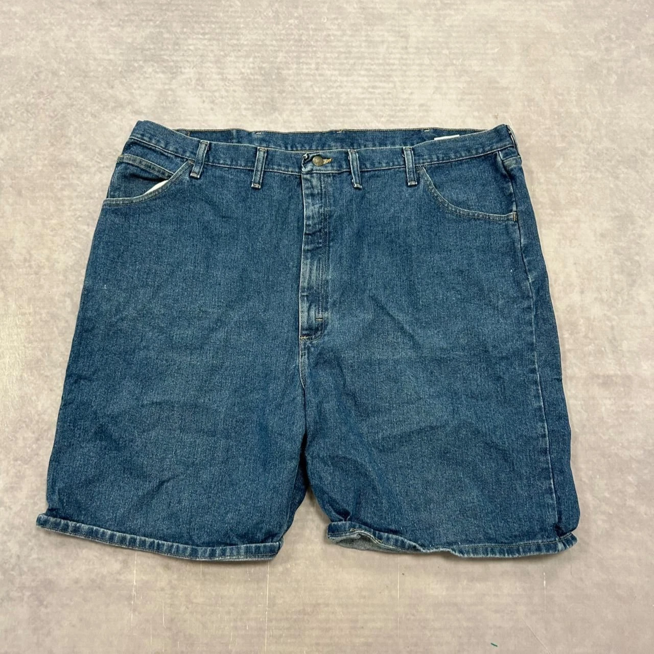 Wrangler Shorts relaxed fit denim shorts Men's 48