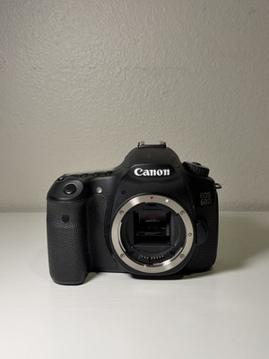 Only 5,152 Shutter Count! Low Use Canon EOS 60D 18.0MP Digital SLR DSLR Camera