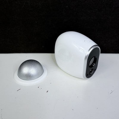 Arlo Camera Single Wireless Indoor/Outdoor Camera VMC3030 w/ Mount - WORKING