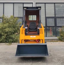 TYPHON STOMP 35 HP Mini Skid Steer Loader – RATO R999 EPA Gas Engine