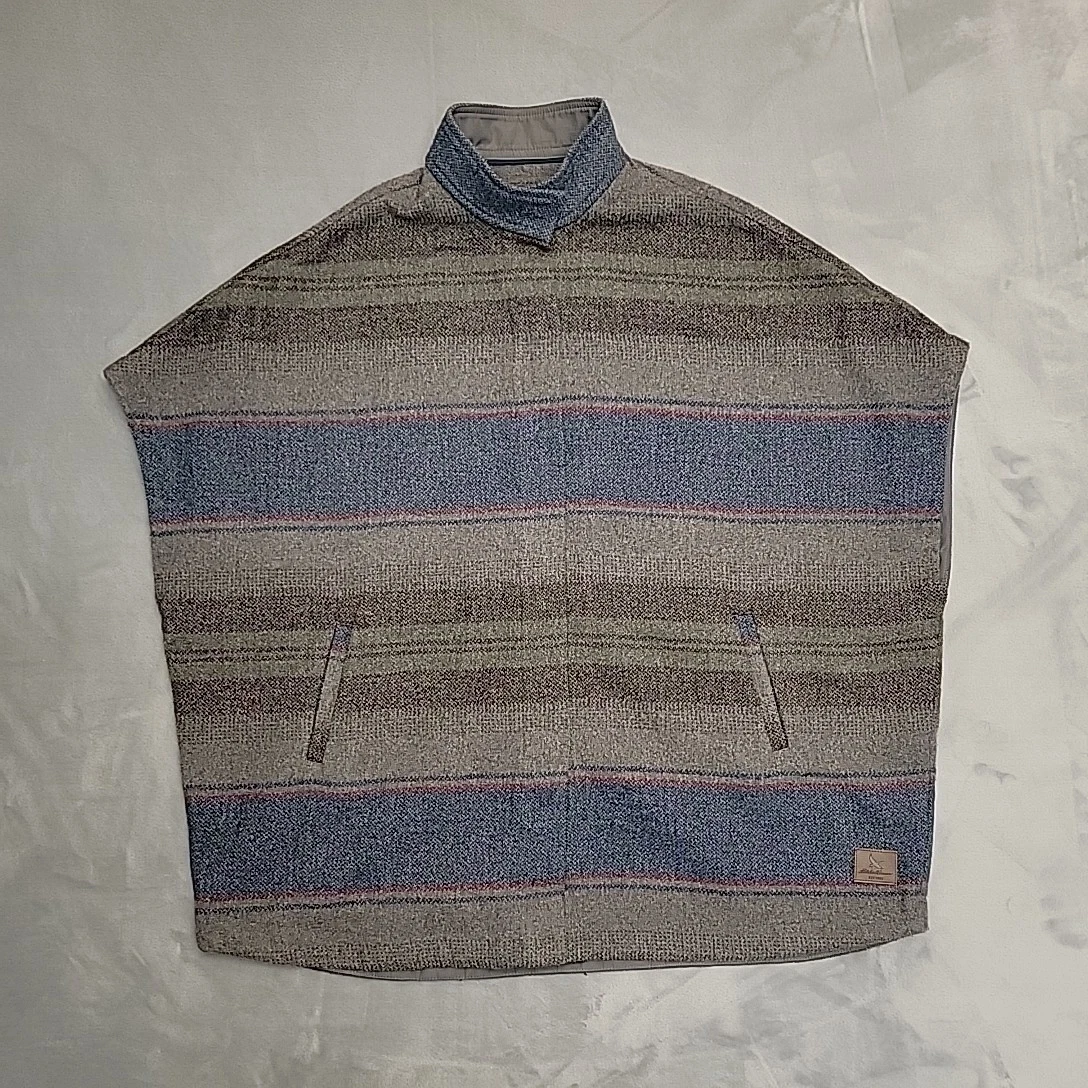 Eddie Bauer Poncho Cape Women S Gray Striped Wool Blend Snap Neck Gorpcore
Opens in a new window or 