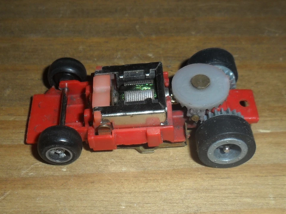 TCR / Matchbox Powertrack Scalextric brand new grippy car tyres tires spares MN - Image 4 of 4