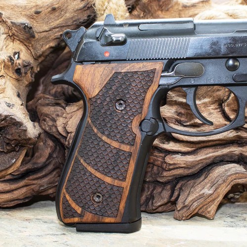 KSD Beretta 92FS, 92A1, 92G, 92D, 96, M9 Poignées en noyer compatibles