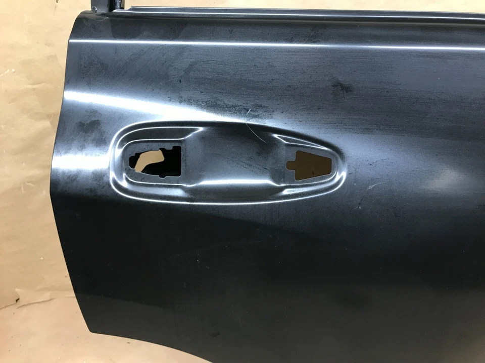 New TOYOTA LAND CRUISER 150 2009-2015 DOORS REAR RIGHT DOOR OEM 67003-60470 Foto 3 de 4