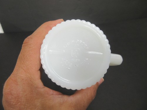 vintage Anchor Hocking white milk glass Yoder's Cabinets Illinois promo ad mug - Picture 8 of 11