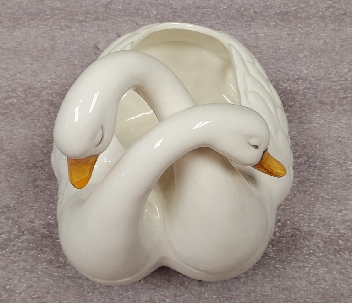 VINTAGE - 2 HEADED DOUBLE SWAN TRINKET BOX DISH - PORCELAIN - MADE