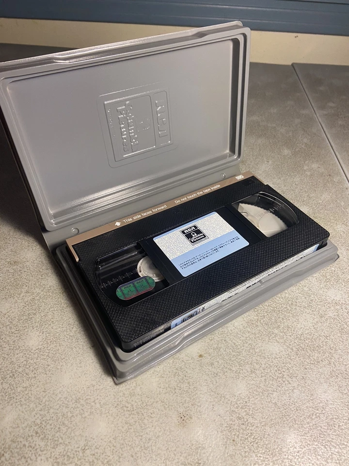 Close Encounters of the Third Kind Japanese VHS in English PLAYS in U.S VCR 3rd - Image 3 of 4