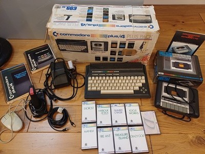 Rare Vintage Commodore 16 Plus 4 Pack Video Computer Konsole Boxed + 8x Spiele