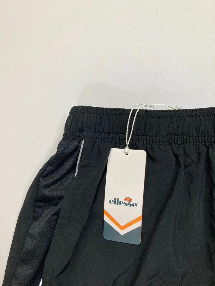 ELLESSE Shorts - Size Medium - Black - New With Tags - Men’s - Image 3 of 4
