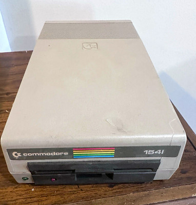 Commodore 1541 5.25  Floppy Disk Drive Vintage C64 Untested AS-IS