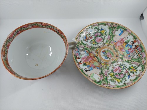 19th Century Chinese Rose Medallion Porcelain Demitasse Cup & Saucer - Picture 3 of 6