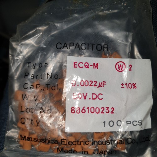 NOS PANASONIC ECQ-M 2200pF 2.2nF 0.0022uF 50V HI END CAPS FOR AUDIO ! 200pcs! - Picture 4 of 4